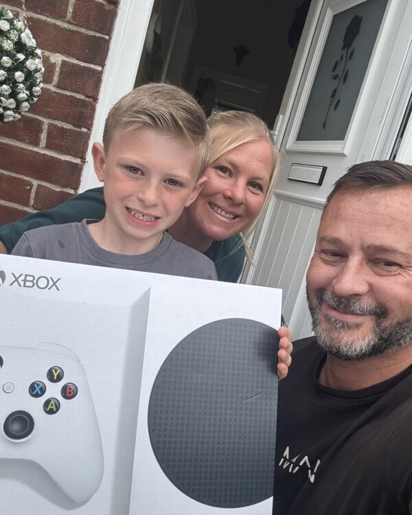 MICROSOFT Xbox Series S or £250 CASH